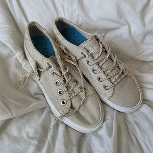 Blowfish Neutral Beige Canvas Rope-Lace Sneakers